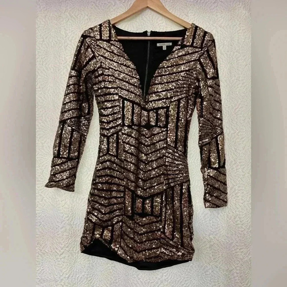 2/$12 Charlotte Russe Sequin Black And Gold Bodycon Dress Size XS Low Cocktail - Picture 6 of 10